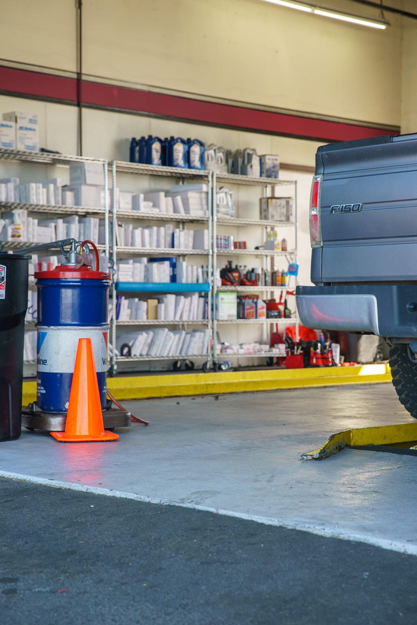 Shop supplies and equipment at Fast Lube & Oil South Aberdeen