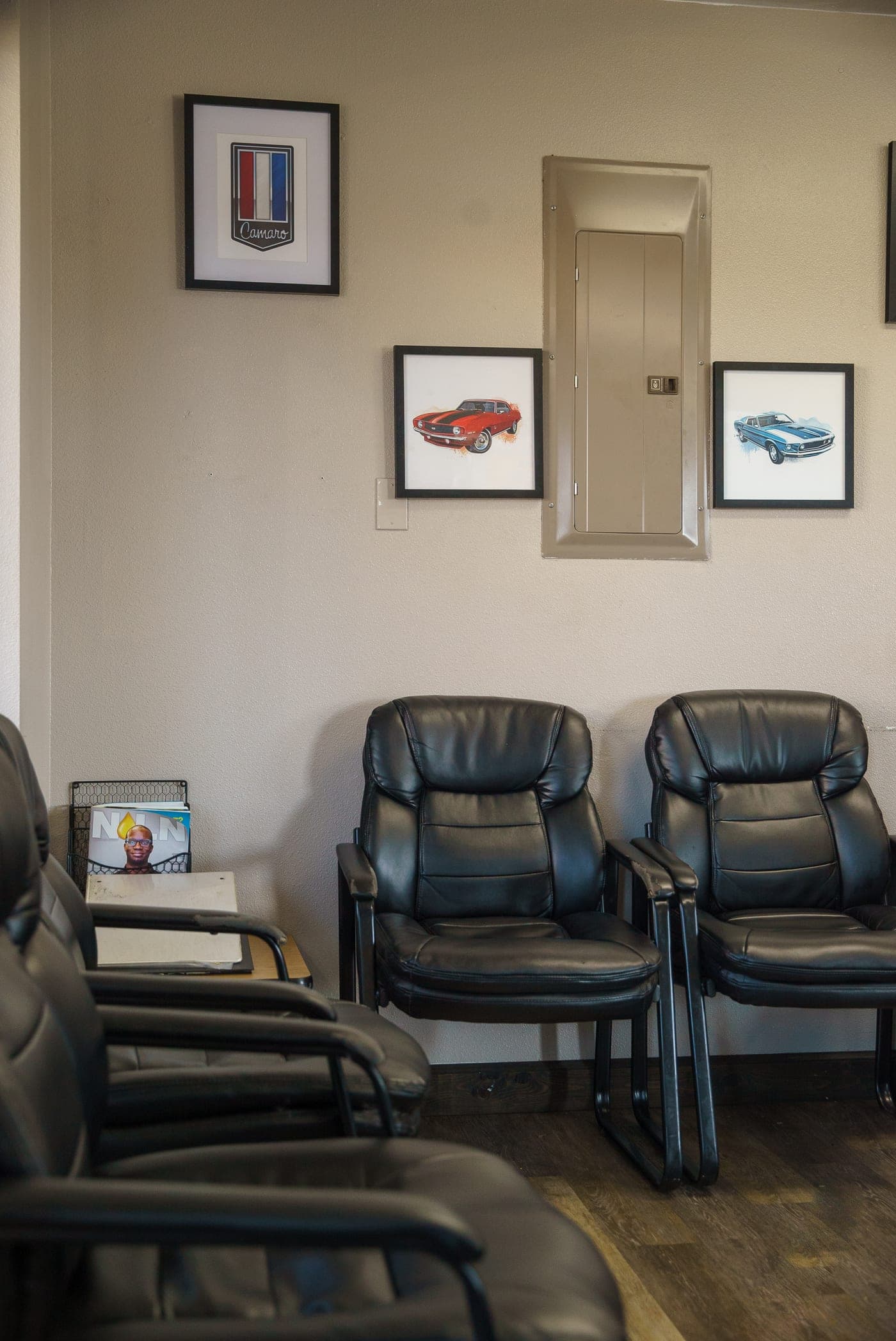 Comfortable seating in the Grays Harbor waiting lounge